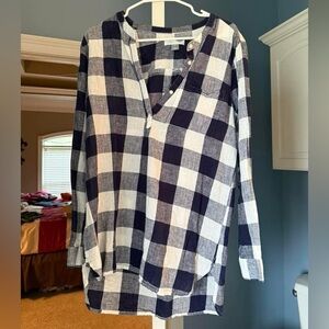 Women’s size medium tunic